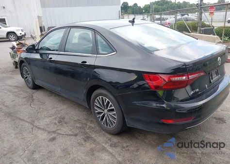 2021 Volkswagen Jetta 1.4T R-Line/1.4T S/1.4T Se z USA, uszkodzony, nr VIN 3VWC57BU2MM030317